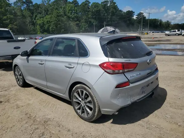 KMHH35LE4LU139684 2020 HYUNDAI ELANTRA - Image 2