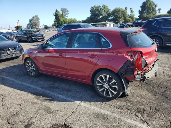 KMHH35LE5JU008759 2018 HYUNDAI ELANTRA - Image 2