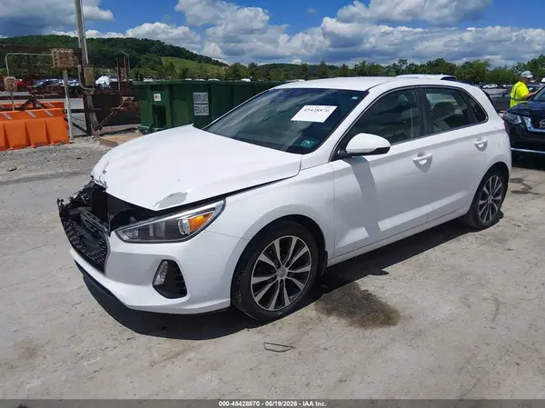 KMHH35LE5JU013282 2018 HYUNDAI ELANTRA - Image 2
