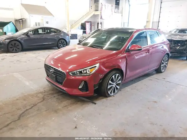 KMHH35LE5JU015307 2018 HYUNDAI ELANTRA - Image 2