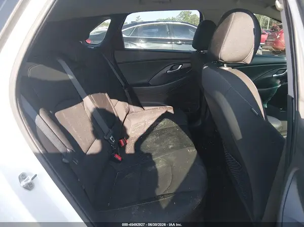 KMHH35LE5JU018062 2018 HYUNDAI ELANTRA - Image 8