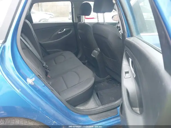 KMHH35LE5JU021057 2018 HYUNDAI ELANTRA - Image 8