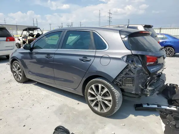 KMHH35LE5JU023956 2018 HYUNDAI ELANTRA - Image 2