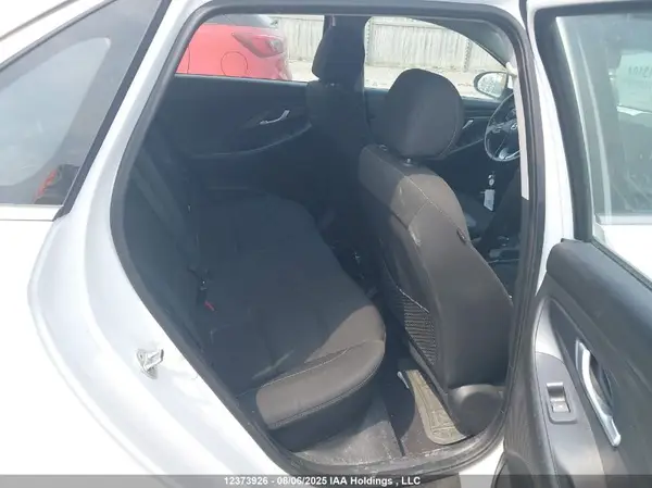KMHH35LE5JU024329 2018 HYUNDAI ELANTRA - Image 8