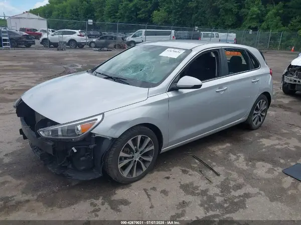 KMHH35LE5JU027392 2018 HYUNDAI ELANTRA - Image 2