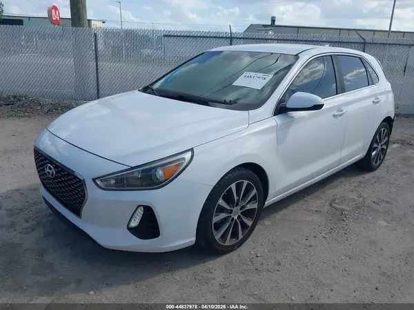 KMHH35LE5JU032964 2018 HYUNDAI ELANTRA - Image 2