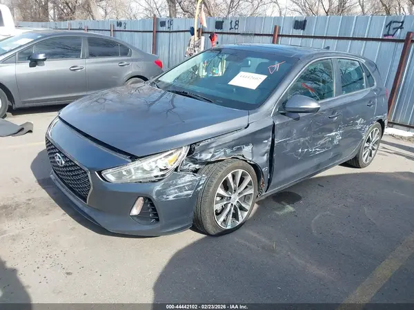 KMHH35LE5JU040689 2018 HYUNDAI ELANTRA - Image 2