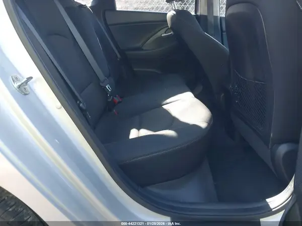 KMHH35LE5JU041261 2018 HYUNDAI ELANTRA - Image 8