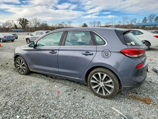 KMHH35LE5JU058187 2018 HYUNDAI ELANTRA - Image 2