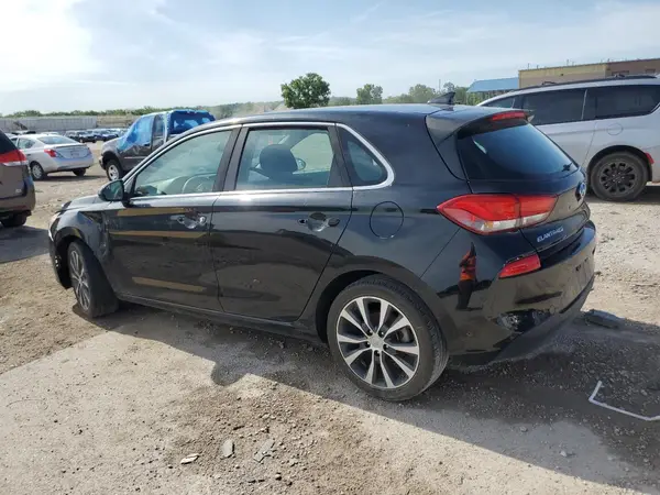 KMHH35LE5JU058237 2018 HYUNDAI ELANTRA - Image 2