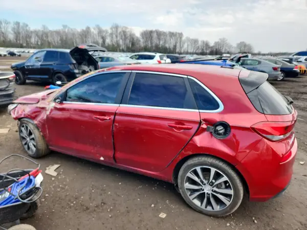 KMHH35LE5JU058609 2018 HYUNDAI ELANTRA - Image 2