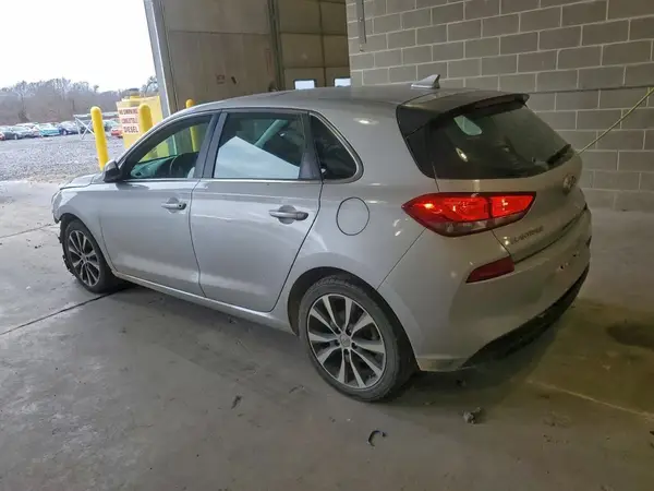 KMHH35LE5JU060246 2018 HYUNDAI ELANTRA - Image 2