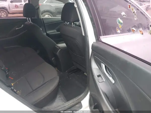 KMHH35LE5JU062126 2018 HYUNDAI ELANTRA - Image 8
