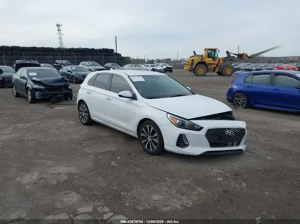 KMHH35LE5JU063941 2018 HYUNDAI ELANTRA - Image 1