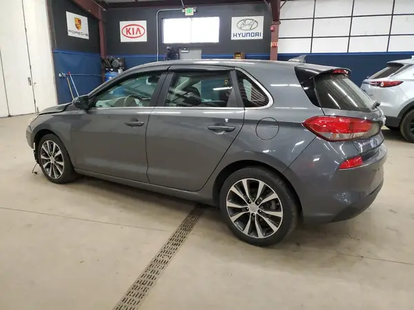 KMHH35LE5JU069299 2018 HYUNDAI ELANTRA - Image 2