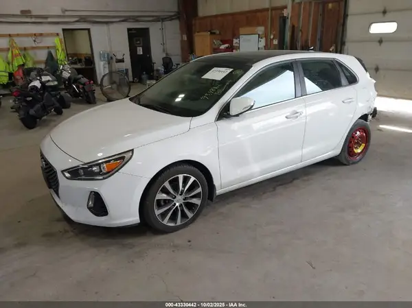 KMHH35LE5JU079301 2018 HYUNDAI ELANTRA - Image 2