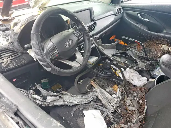 KMHH35LE5KU098030 2019 HYUNDAI ELANTRA - Image 8