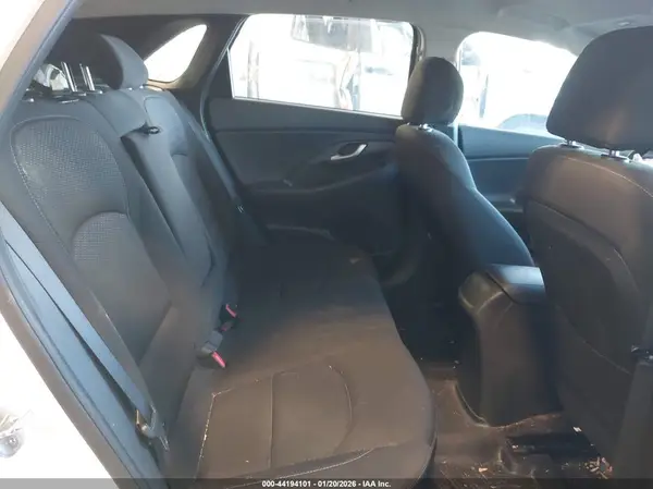 KMHH35LE5KU107020 2019 HYUNDAI ELANTRA - Image 8