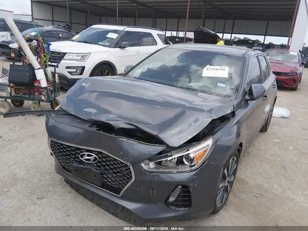 KMHH35LE5KU110662 2019 HYUNDAI ELANTRA - Image 2