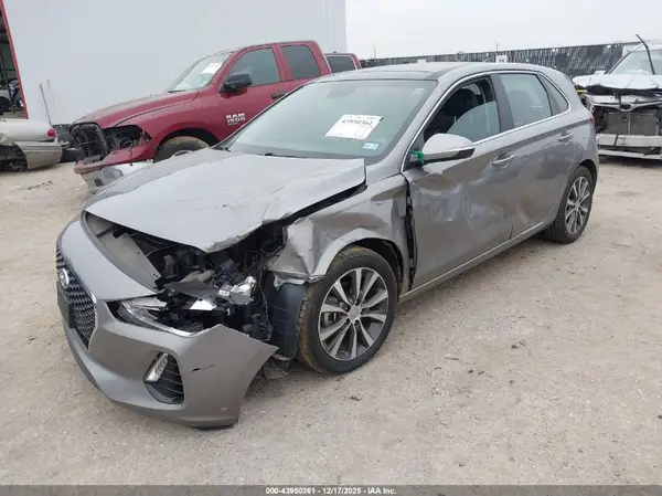KMHH35LE5LU145980 2020 HYUNDAI ELANTRA - Image 2