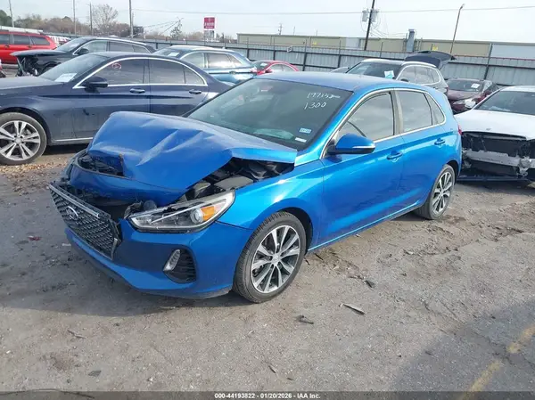 KMHH35LE6JU011301 2018 HYUNDAI ELANTRA - Image 2