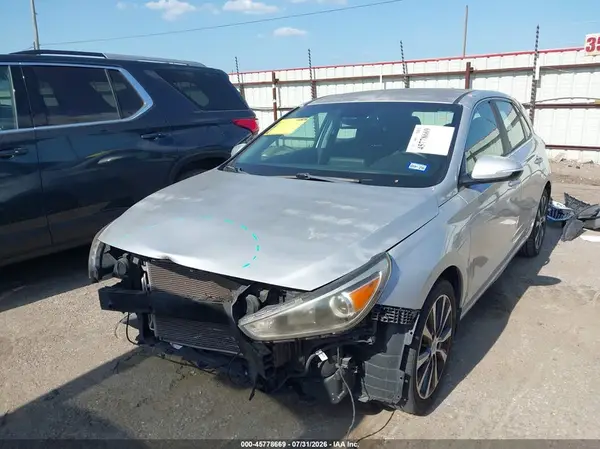 KMHH35LE6JU015235 2018 HYUNDAI ELANTRA - Image 2