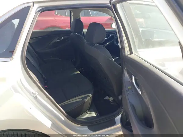 KMHH35LE6JU015235 2018 HYUNDAI ELANTRA - Image 8