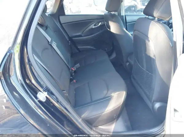 KMHH35LE6JU023822 2018 HYUNDAI ELANTRA - Image 8