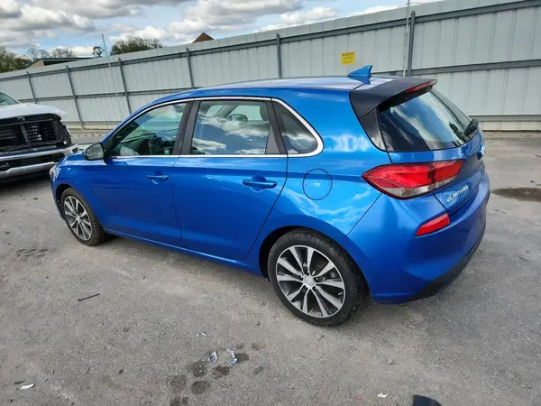 KMHH35LE6JU028275 2018 HYUNDAI ELANTRA - Image 2