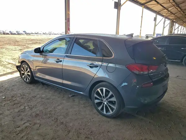 KMHH35LE6JU031449 2018 HYUNDAI ELANTRA - Image 2