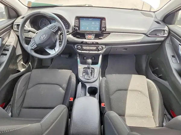 KMHH35LE6JU058215 2018 HYUNDAI ELANTRA - Image 8