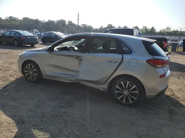 KMHH35LE6JU060255 2018 HYUNDAI ELANTRA - Image 2