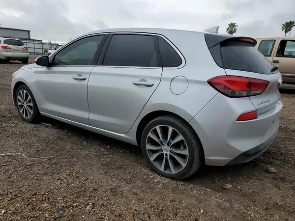 KMHH35LE6JU067187 2018 HYUNDAI ELANTRA - Image 2