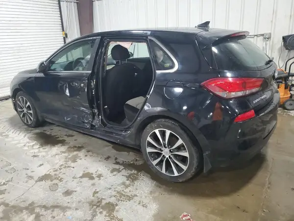KMHH35LE6JU075273 2018 HYUNDAI ELANTRA - Image 2