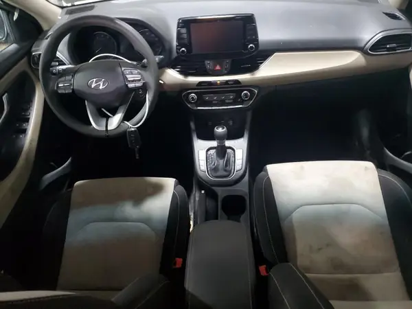 KMHH35LE6JU075273 2018 HYUNDAI ELANTRA - Image 8