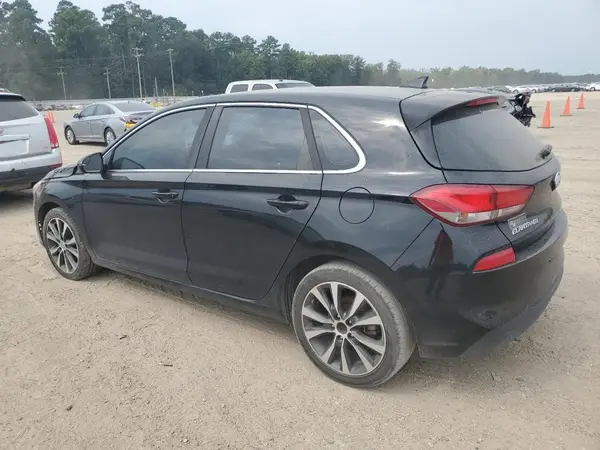 KMHH35LE6KU100240 2019 HYUNDAI ELANTRA - Image 2