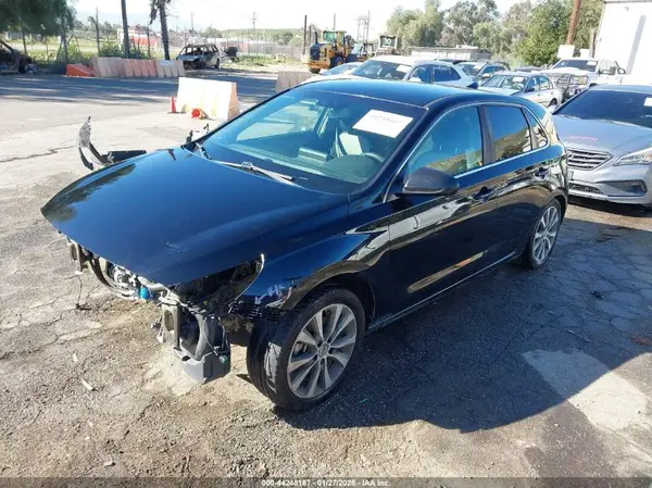 KMHH35LE6KU104398 2019 HYUNDAI ELANTRA - Image 2
