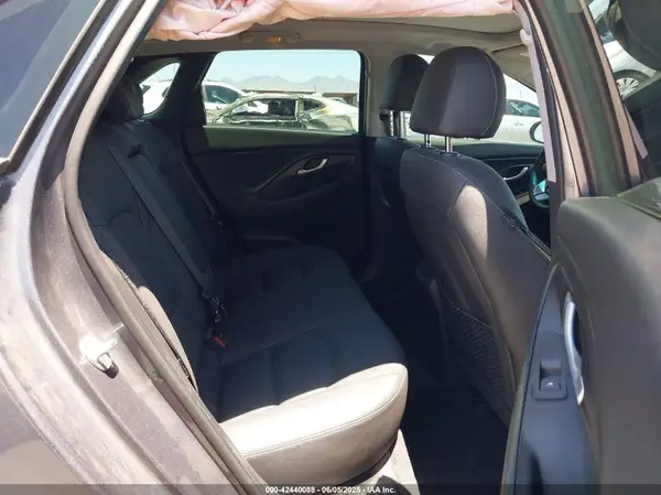 KMHH35LE6KU109519 2019 HYUNDAI ELANTRA - Image 8