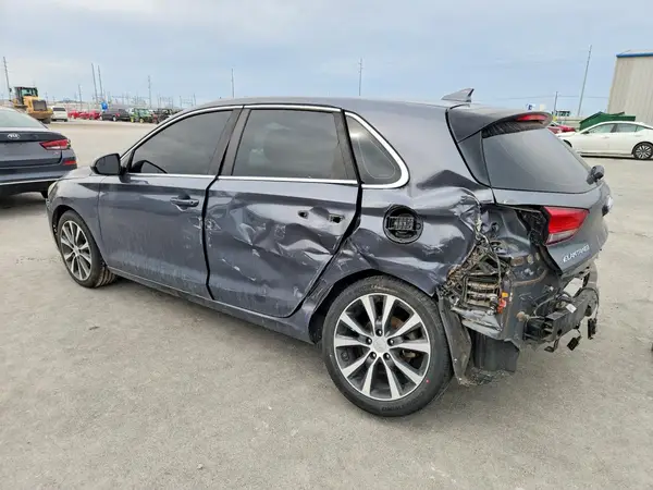 KMHH35LE6KU115742 2019 HYUNDAI ELANTRA - Image 2