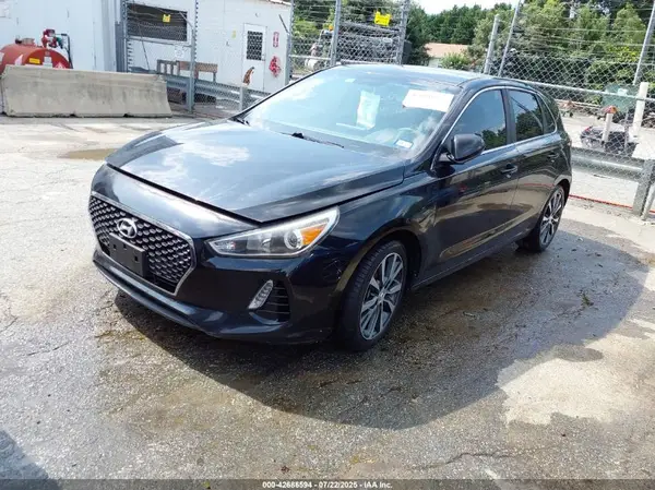 KMHH35LE7JU014093 2018 HYUNDAI ELANTRA - Image 2