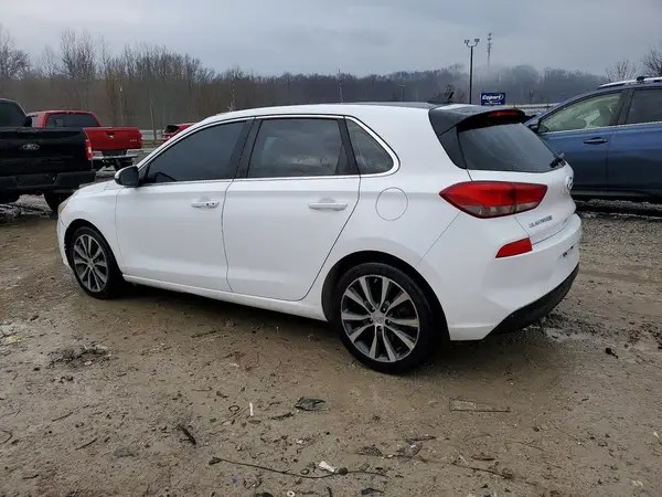 KMHH35LE7JU021349 2018 HYUNDAI ELANTRA - Image 2