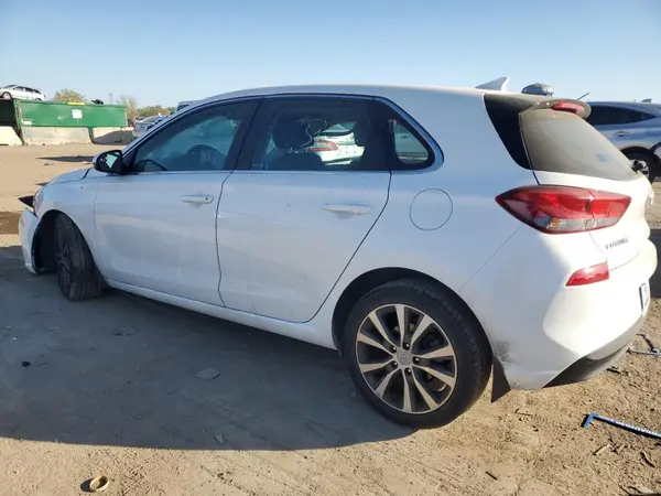 KMHH35LE7JU022226 2018 HYUNDAI ELANTRA - Image 2