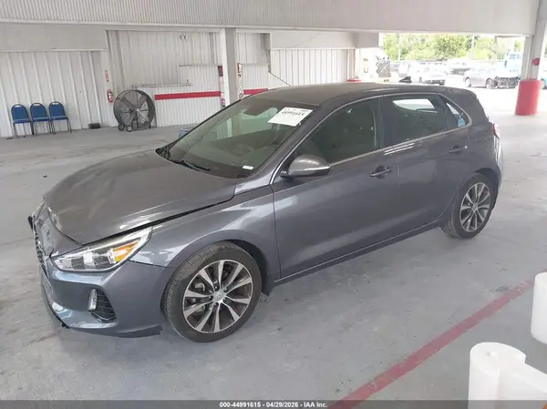 KMHH35LE7JU034098 2018 HYUNDAI ELANTRA - Image 2