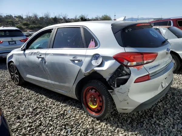 KMHH35LE7JU036577 2018 HYUNDAI ELANTRA - Image 2