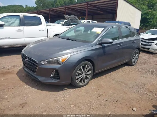 KMHH35LE7JU038331 2018 HYUNDAI ELANTRA - Image 2