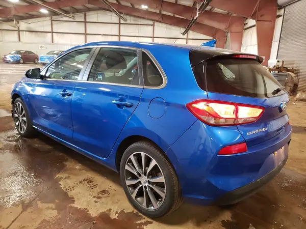 KMHH35LE7JU038653 2018 HYUNDAI ELANTRA - Image 2