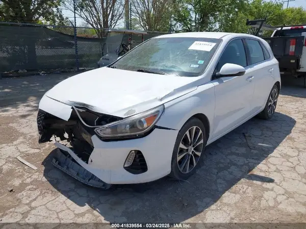 KMHH35LE7JU063696 2018 HYUNDAI ELANTRA - Image 2