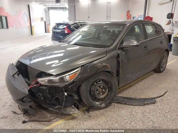 KMHH35LE7JU068218 2018 HYUNDAI ELANTRA - Image 2