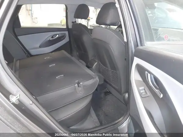 KMHH35LE7JU068218 2018 HYUNDAI ELANTRA - Image 8