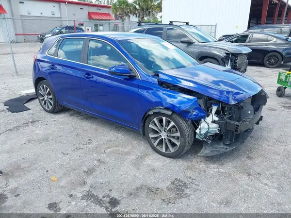 KMHH35LE7JU082538 2018 HYUNDAI ELANTRA - Image 1